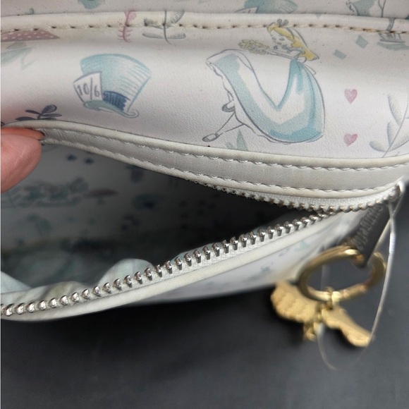 Disney Loungefly White Alice in Wonderland Backpack - Picture 7 of 7